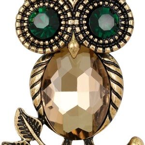 Vintage Gold and Green Owl Brooch with‎ Crystal Accents